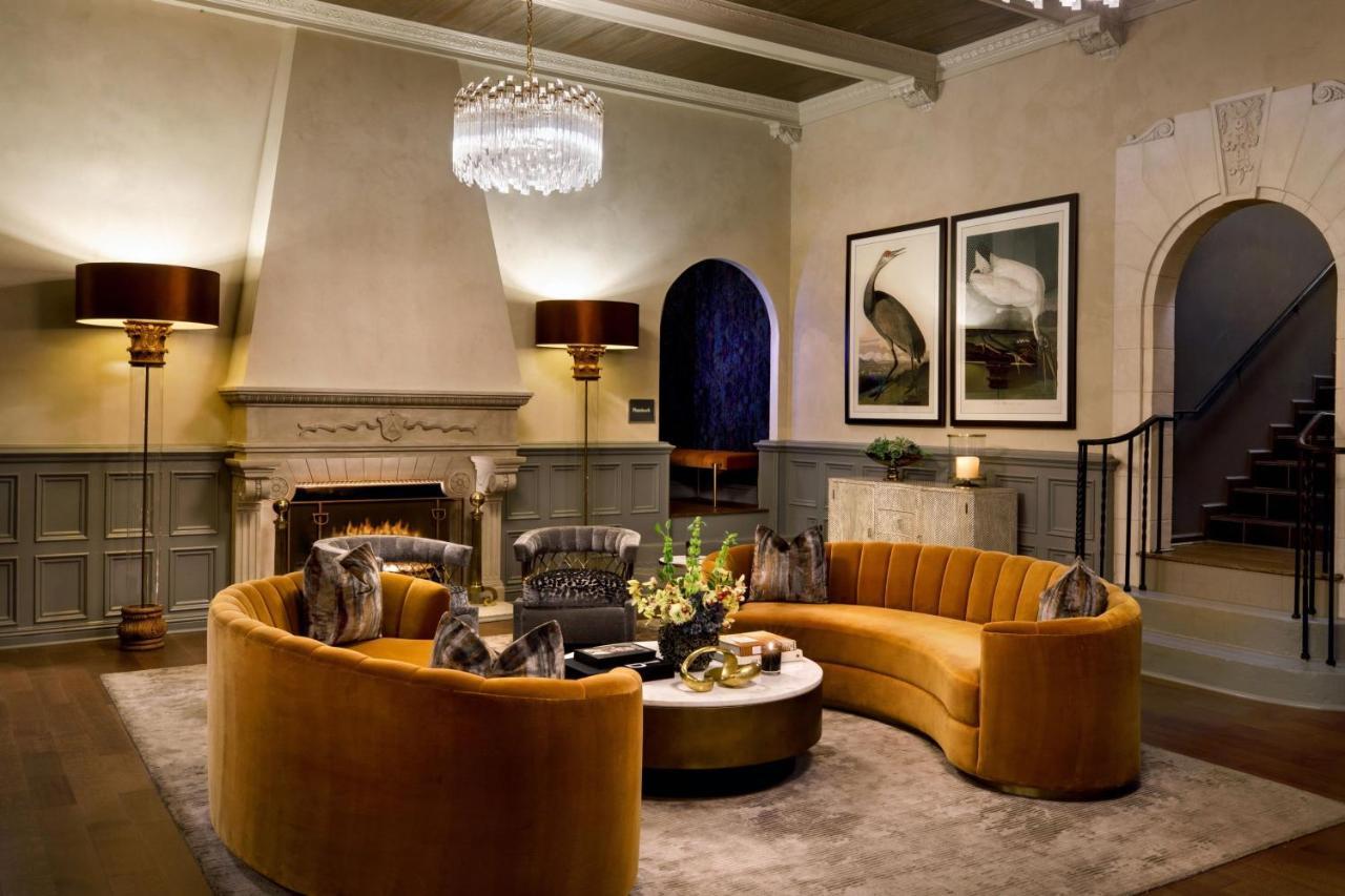 Ambassador Hotel Tulsa, Autograph Collection Extérieur photo
